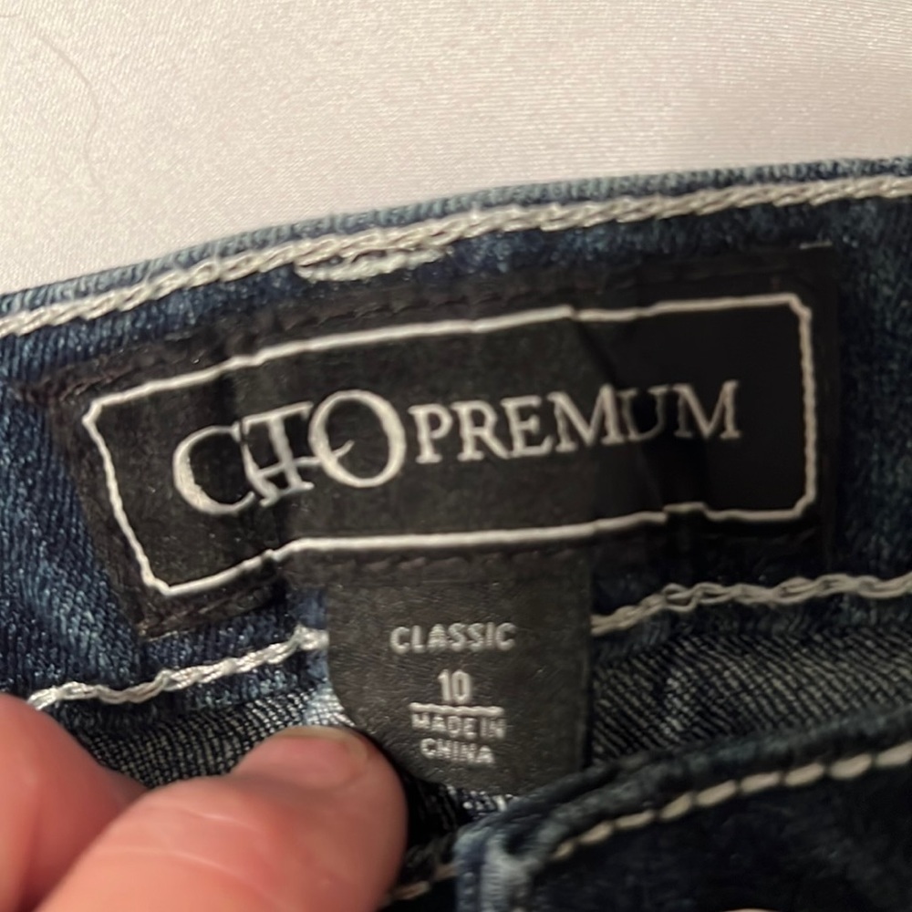 CATO Premium Denim Embellished Shorts - Size 10 - Picture 5 of 5